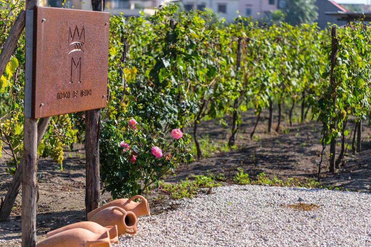 Resort Bosco De Medici Pompei Esterno foto